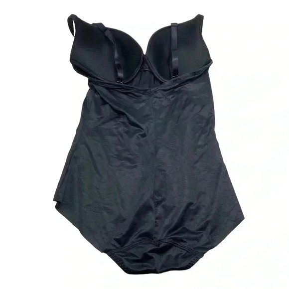 Assets by SPANX black body slimming body suit  size small 10199r - Picture 2 of 4